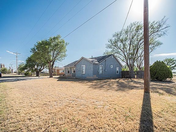 2nd image of 411 NW 4th St
