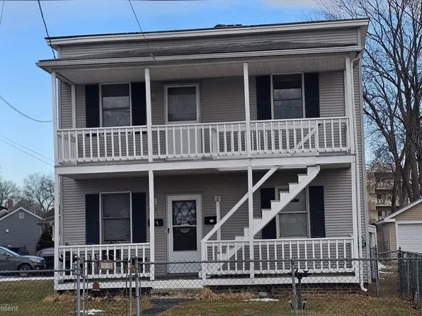 341 Montcalm St, Chicopee, MA 01020