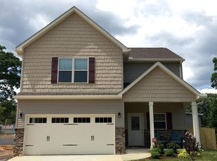 12133 Woodhollow Ln, Knoxville, TN 37932