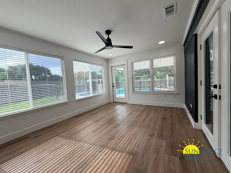 618 Country Club Ave — Photo 26