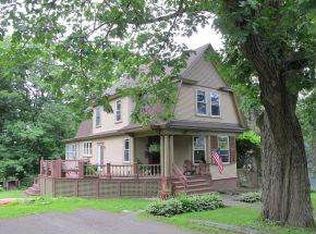 88 Boynton Ave, Saint Johnsbury, VT 05819