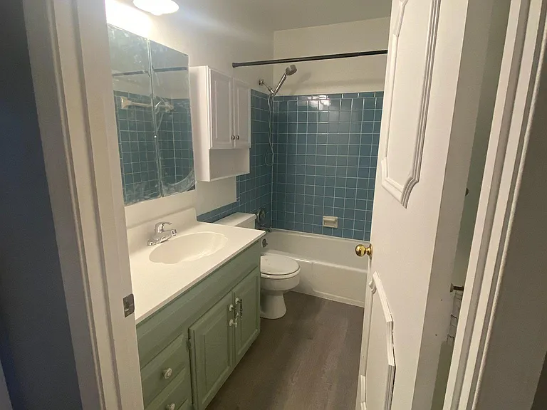 630 Robinwood Dr #630 — Photo 12