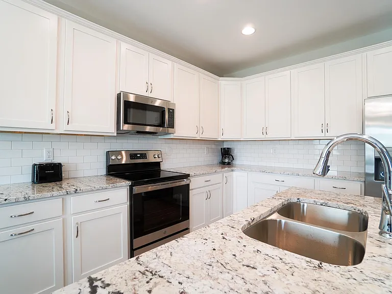 112 Deer Brook Dr #B — Photo 9