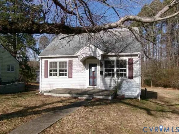 412 Fairview Ave, South Hill, VA 23970