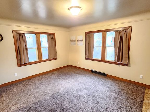3rd image of 1528 W 6th Ave #4