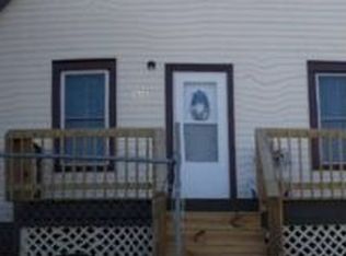 1608 W Olive St, Bloomington, IL