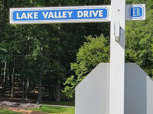 B 31 E Lake Valley Dr, Hazleton, PA 18202