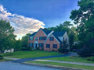 933 Grand View Dr, Exton, PA 19341