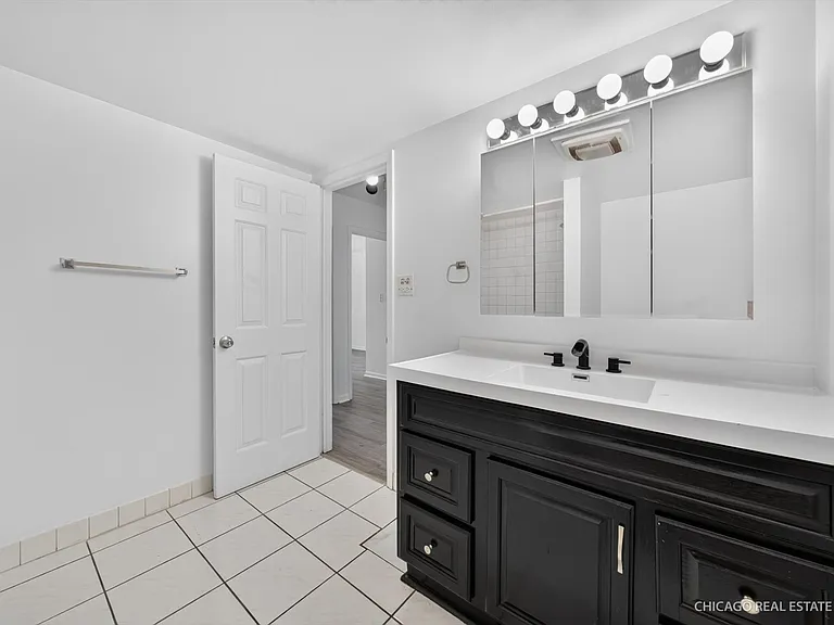 138 E Bailey Rd #H — Photo 7