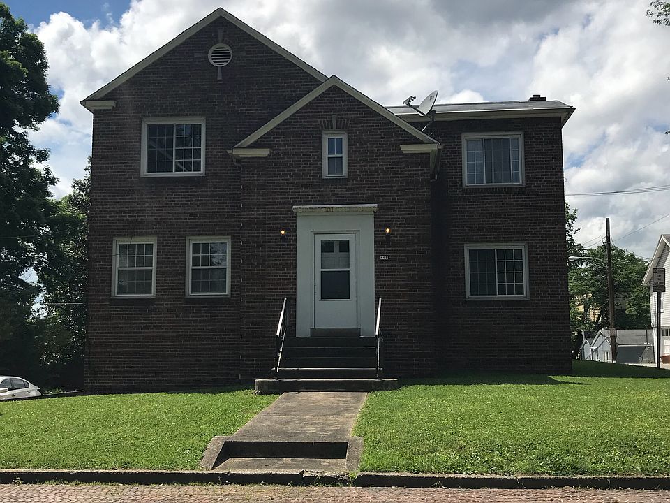 1st image of 805 Somerset Dr #1