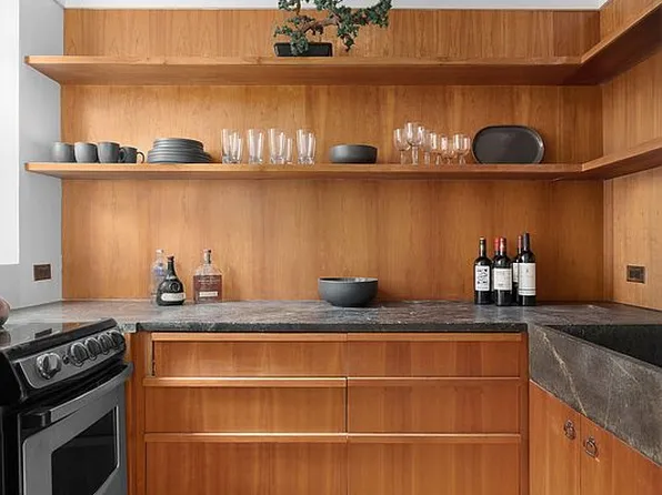 340 W 55th St APT 7B, New York, NY 10019