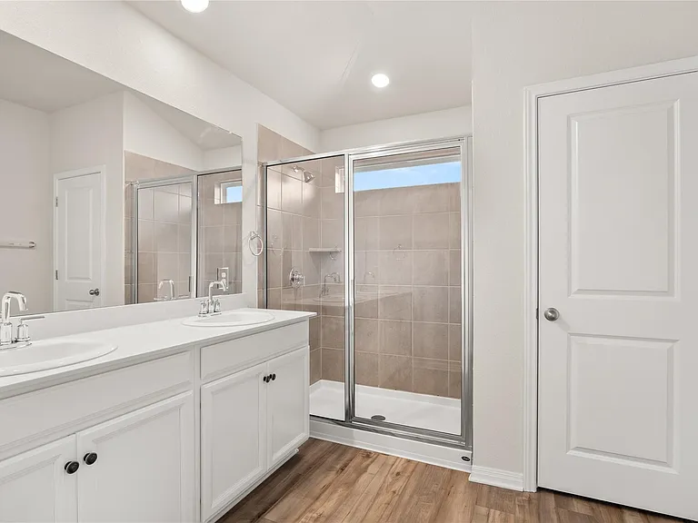 105 Saviano Rd — Photo 10