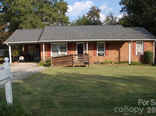 2920 Springdale Ave, Kannapolis, NC 28081