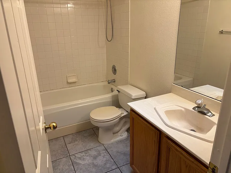 7078 W Hunnington Dr — Photo 11