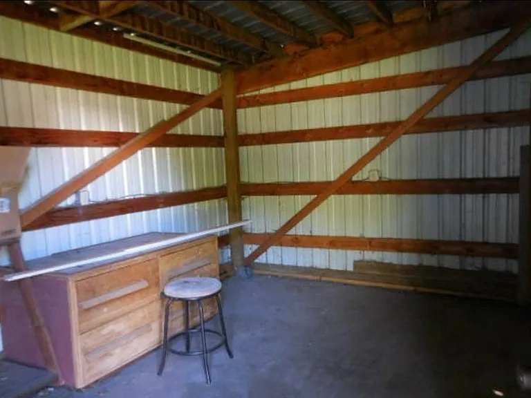 410 N Pierce St — Photo 3