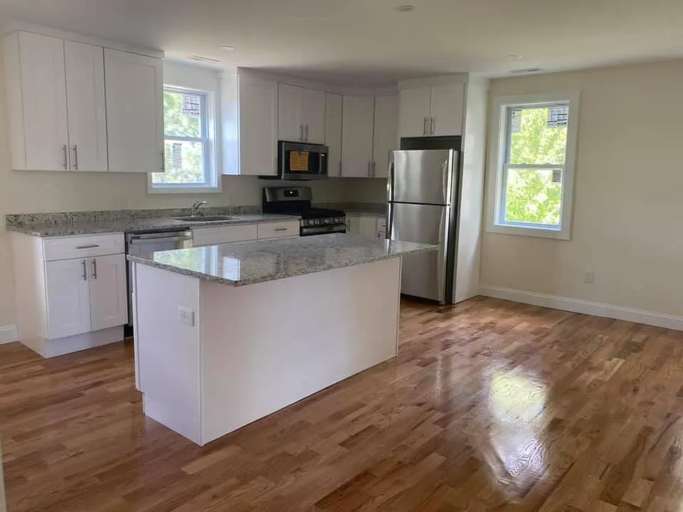 55 Hospital Ave #2