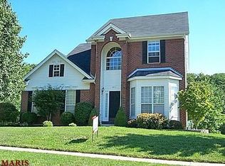 845 Kiefer Trails Dr, Ballwin, MO 63021
