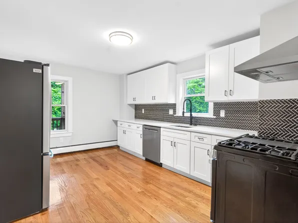 68 Waterhouse St #2, Somerville, MA 02144