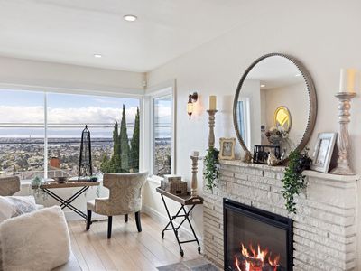 7756 Sunkist Dr, Oakland, CA, 94605