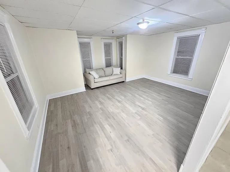 348 Walker St #1 — Photo 27