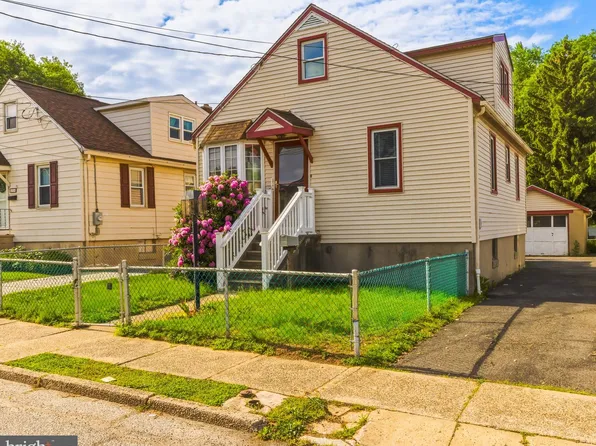208 Lehigh Ave, Gloucester City, NJ 08030