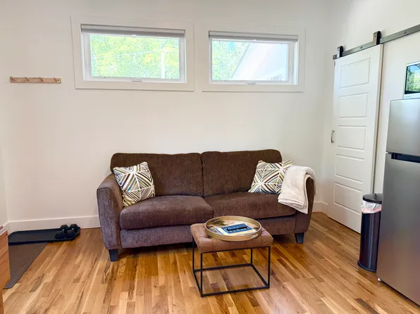 124 Deaver St #B, Asheville, NC 28806