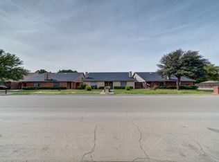 8302 Raleigh Ave, Lubbock, TX 79424