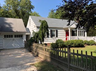 668 Locust Point Rd, Rumson, NJ 07760