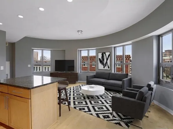 929 Portland Ave APT 306, Minneapolis, MN 55404