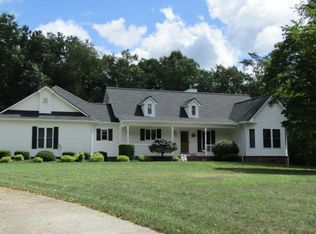 43 Myra Dr, Crossville, TN 38572