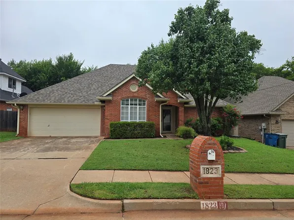 1823 Chelsea Dr, Edmond, OK 73013