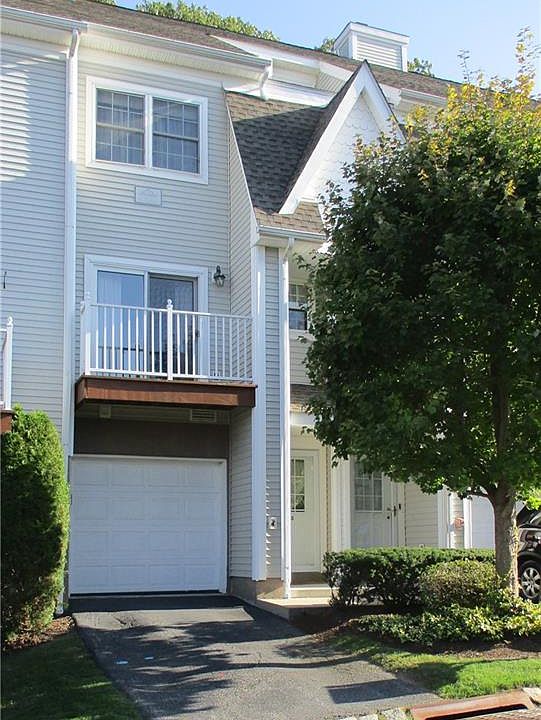 1st image of 68 Crystal Hill Dr