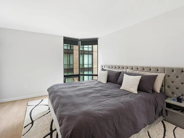 1625 Larimer St #1001 — Photo 41