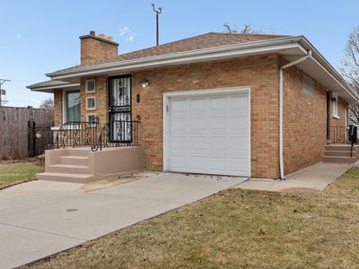 5840 N Kimball Ave, Chicago, IL, 60659