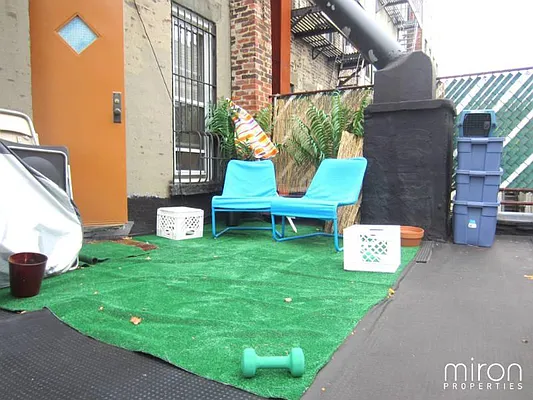 Rented by Miron Properties | media 28