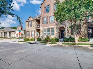 4268 Riverview Dr, Carrollton, TX 75010