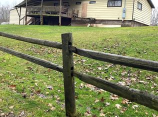 977 Oil Ridge Rd, Sistersville, WV 26175