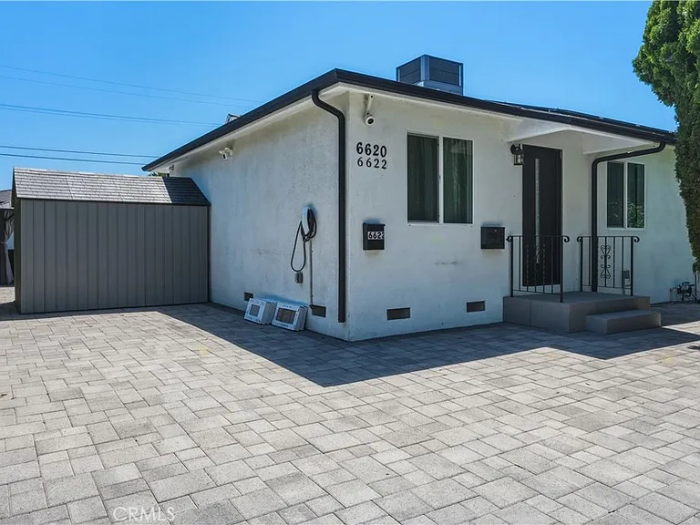 6620 Bellaire Ave — Photo 11