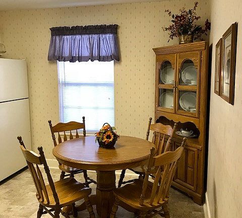 3rd image of 115 Reynolds Ave APT 1