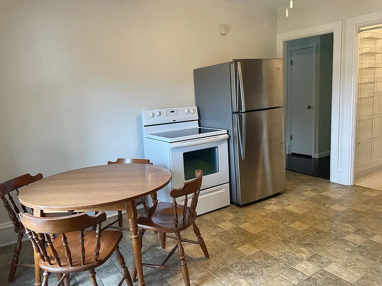 335 W Depot St #2 — Photo 7