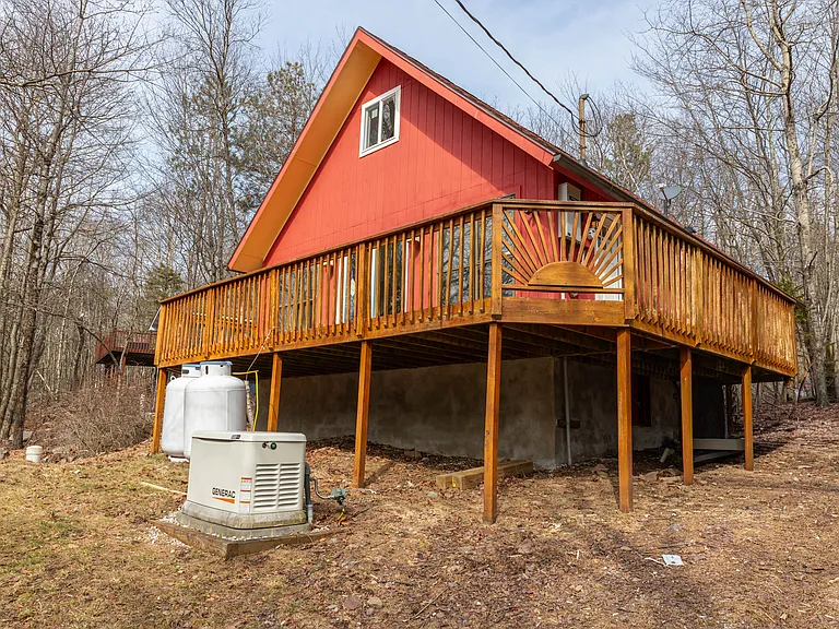 354 Birch Dr — Photo 1