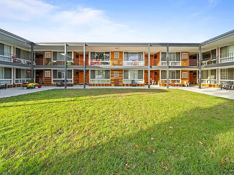 Ferndale Apartments 2 — Photo 1