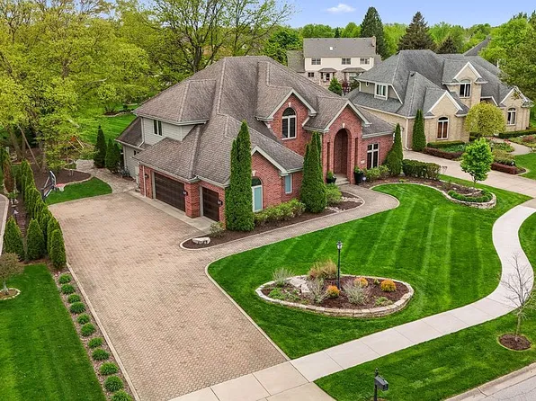 1432 Wellington Ter, Munster, IN 46321