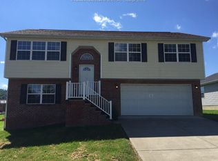 3311 Morning Rd, Hurricane, WV 25526