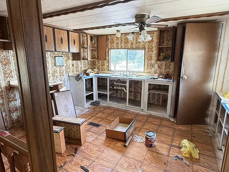 920 Boardwalk Ln #879 — Photo 4