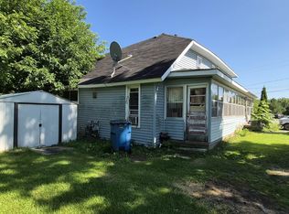 1804 N Hope Rd, Midland, MI 48642