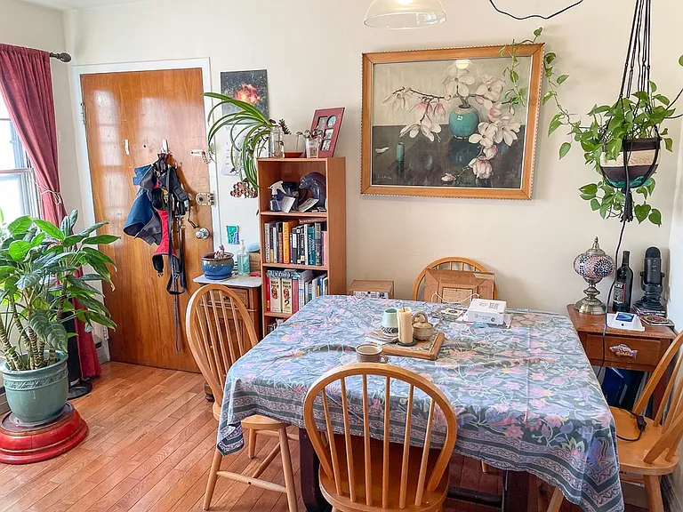 2104-24 W. Farragut Ave. — Photo 12