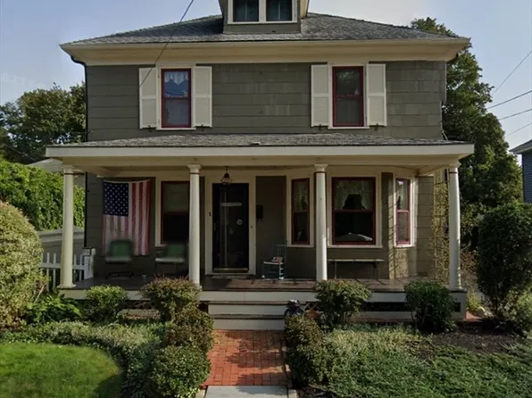 26 Davis St, Plymouth, MA 02360