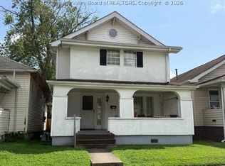 148 6th St, Dunbar, WV 25064