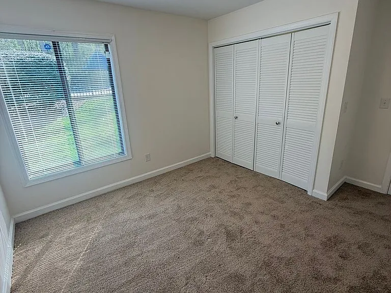 1512B Benjamin Pkwy — Photo 4